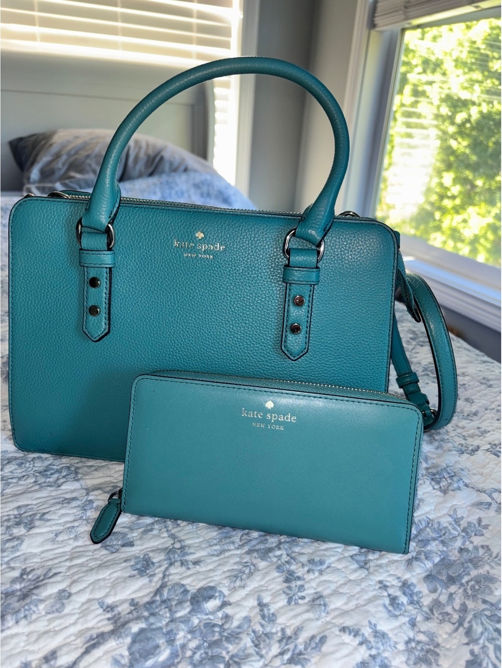 Kate Spade Mulberry Street Lise Satche & Coordinated Smooth Leather Bitsy Wallet